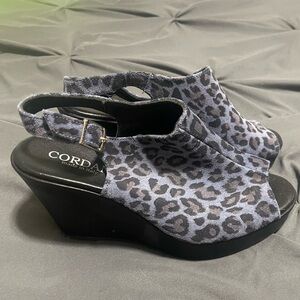 Cordani Women's Leopard Print Wedge Sandals size 8 worn twice like new